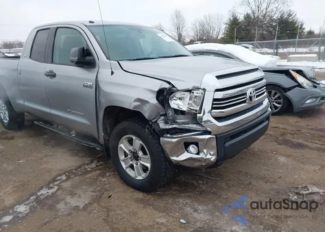2017 Toyota Tundra Sr5 5.7L V8 z USA, uszkodzony, nr VIN 5TFUW5F19HX677807